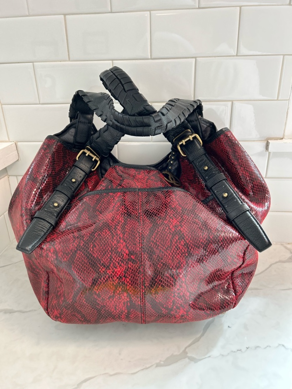 Queen Latifa, Queen Collection Shoulder Bag